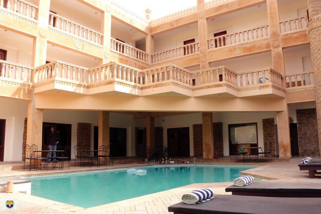 Deoki Niwas Palace جيلسامر المظهر الخارجي الصورة
